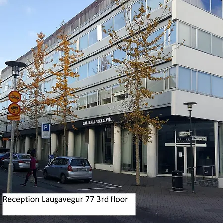Luna - Laugavegur 37 Reykjavik